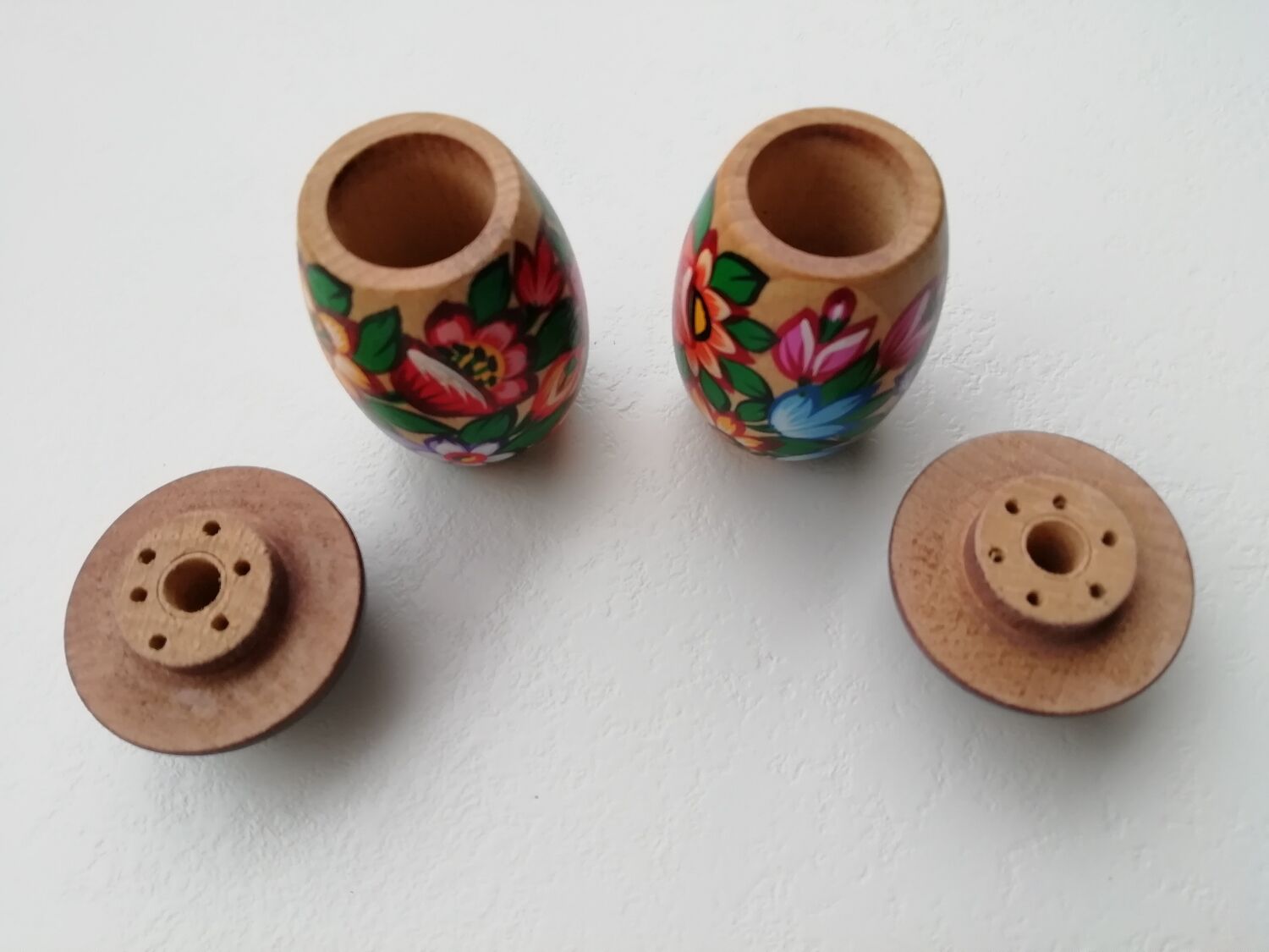 Mushroom salt and pepper shakers