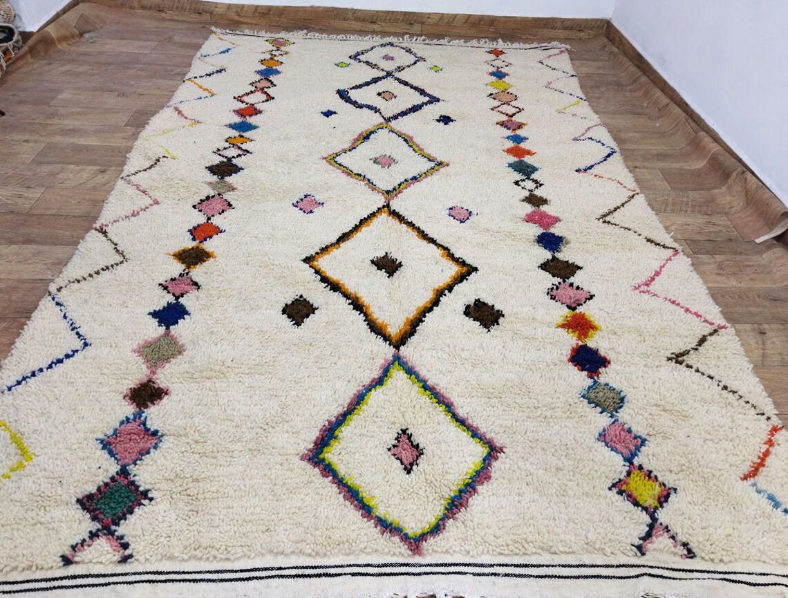 Moroccan carpet 310x190cm