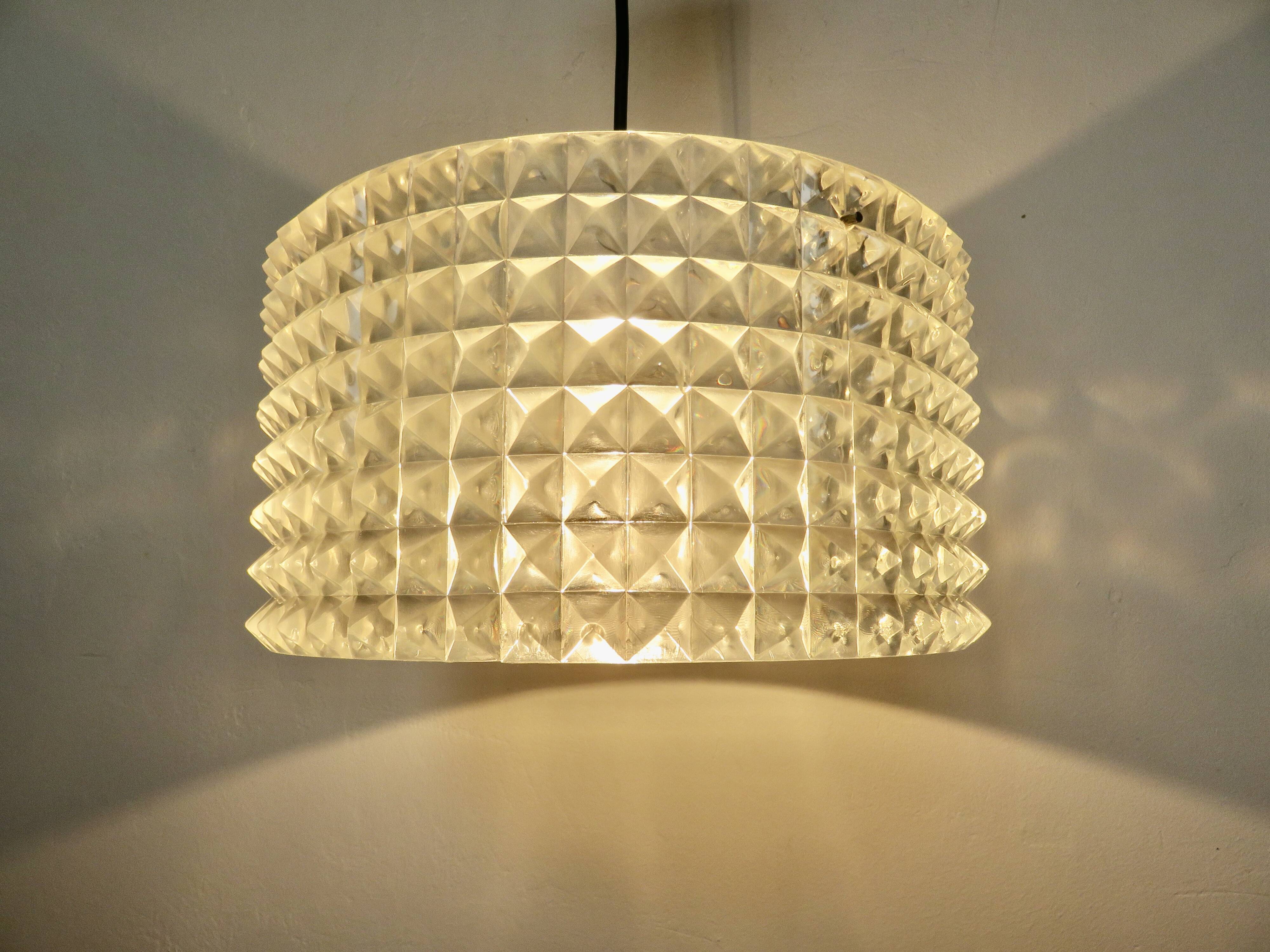 Clear plastic pendant light, diamond point shape, 70s