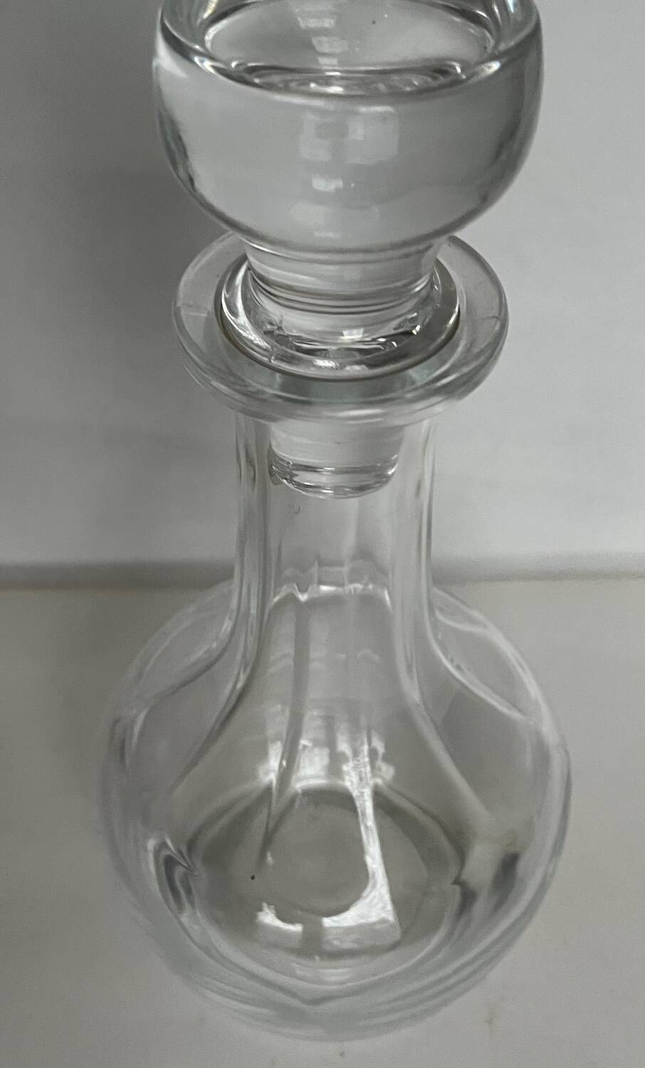 Crystal decanter