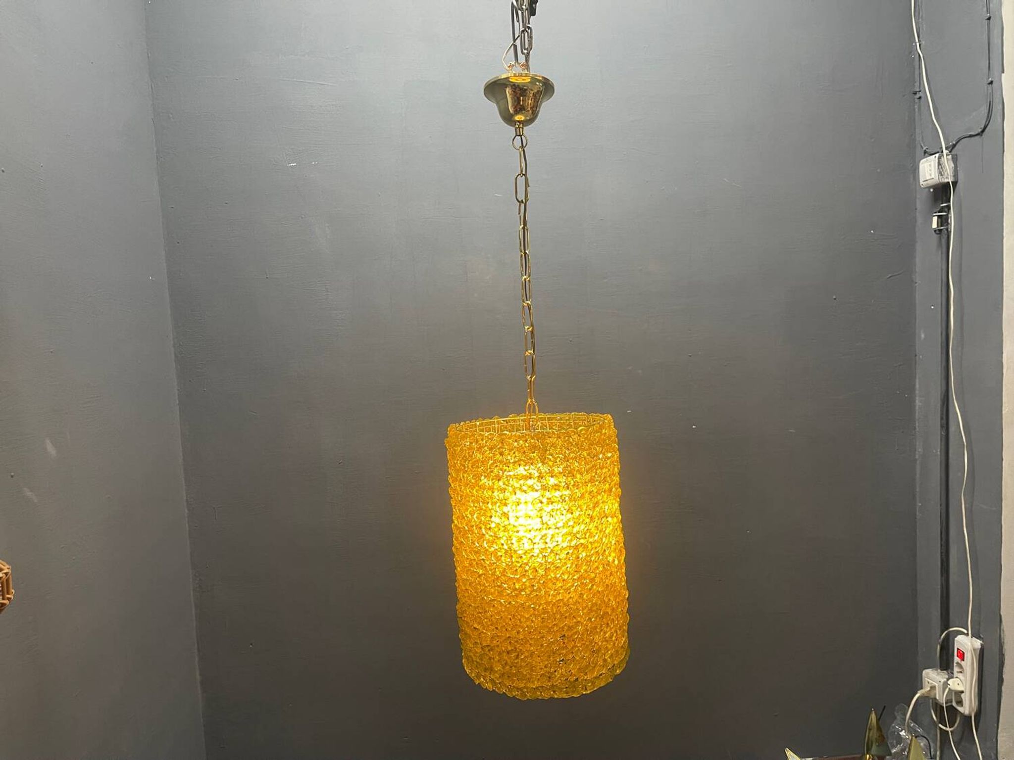 Ensemble de 2 suspensions lumineuses en verre de Murano vert olive en forme de fleur