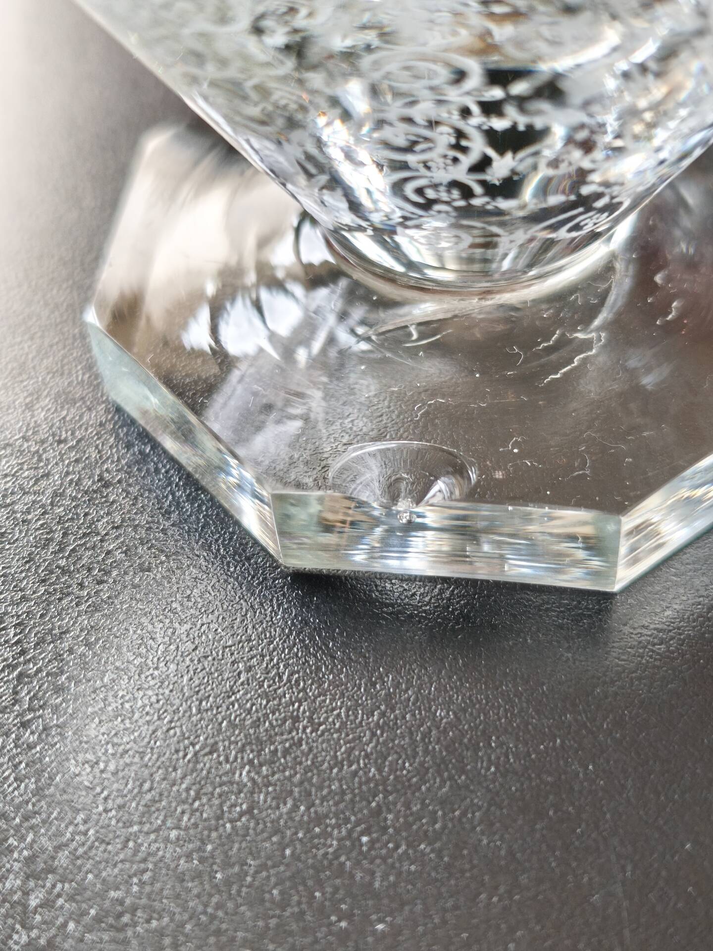 Lot de 34 magnifiques verres en cristal Baccarat