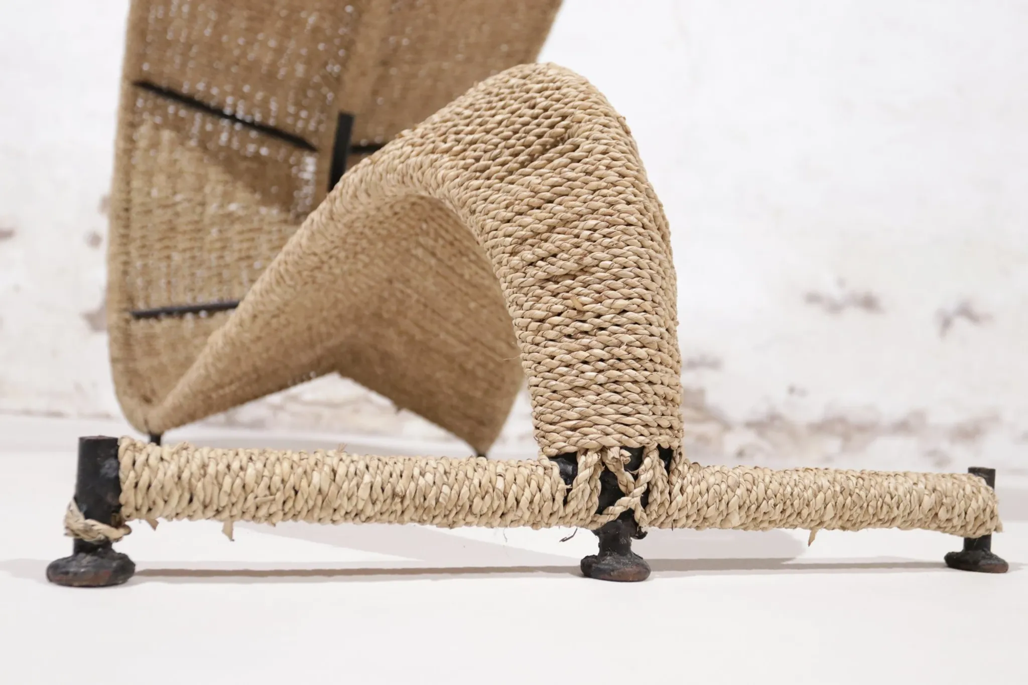 Tom Dixon Bolide rocking chaise in steel and woven seagrass – London, 1991