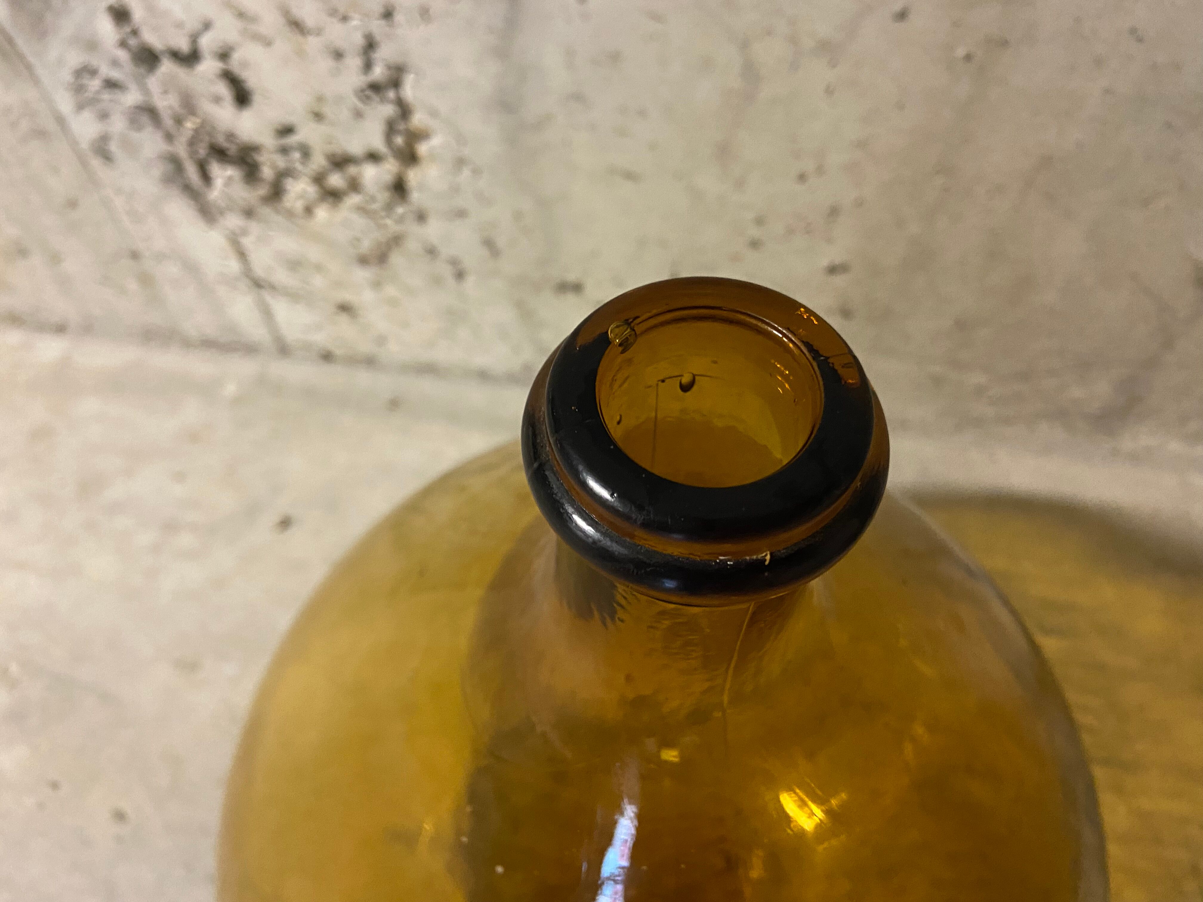 Amber demijohn