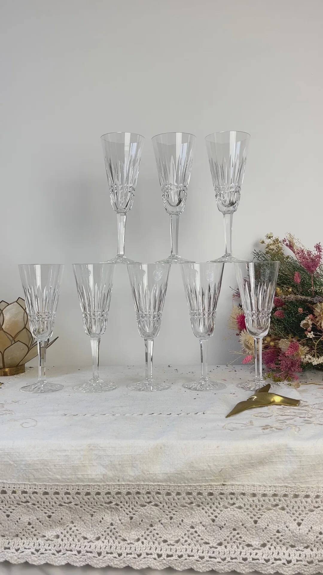 9 cut crystal flutes French