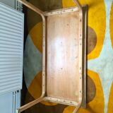 Table en bois blanc
