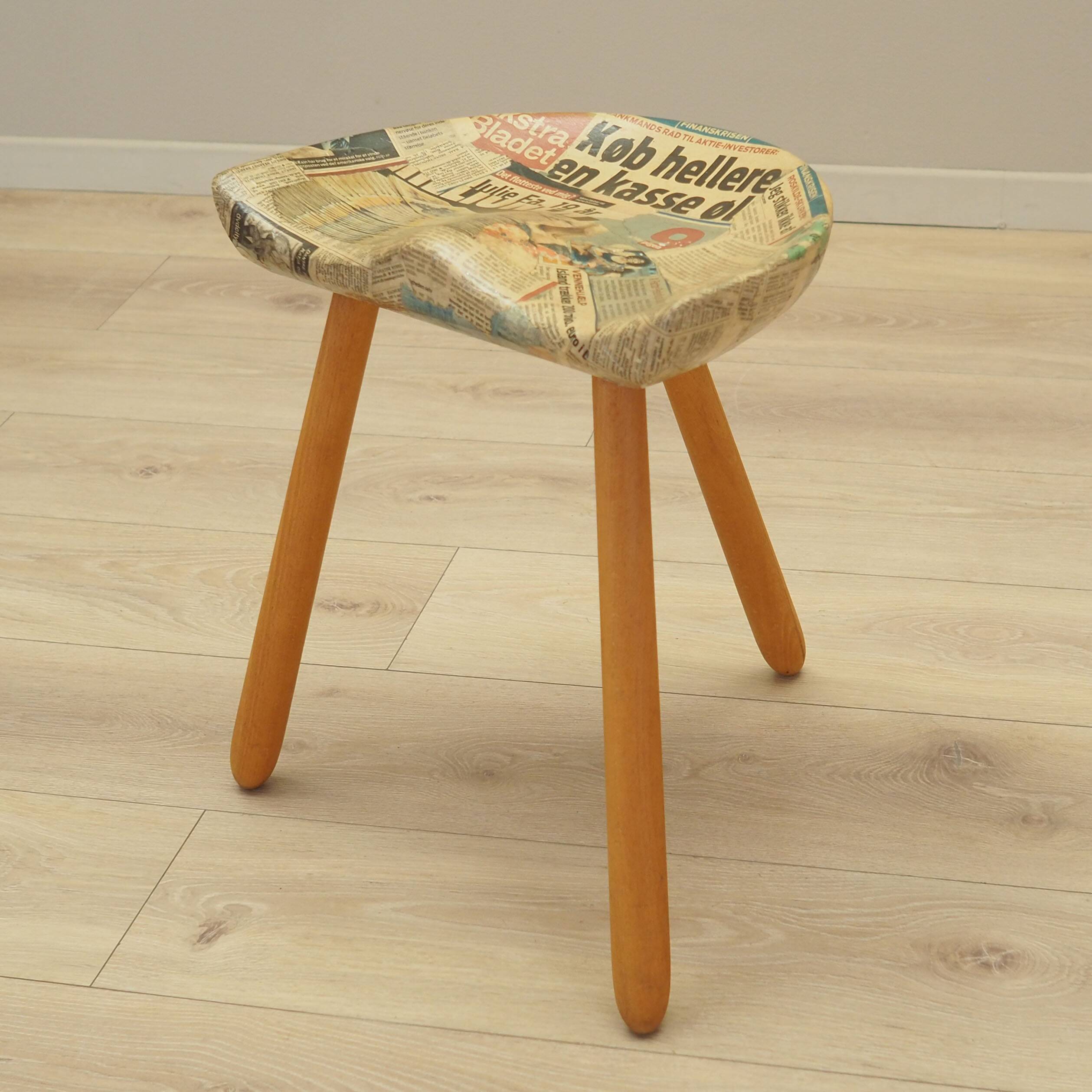 Tripod stool, Danish design, 1950s, designer: Arne Hovmand-Olsen