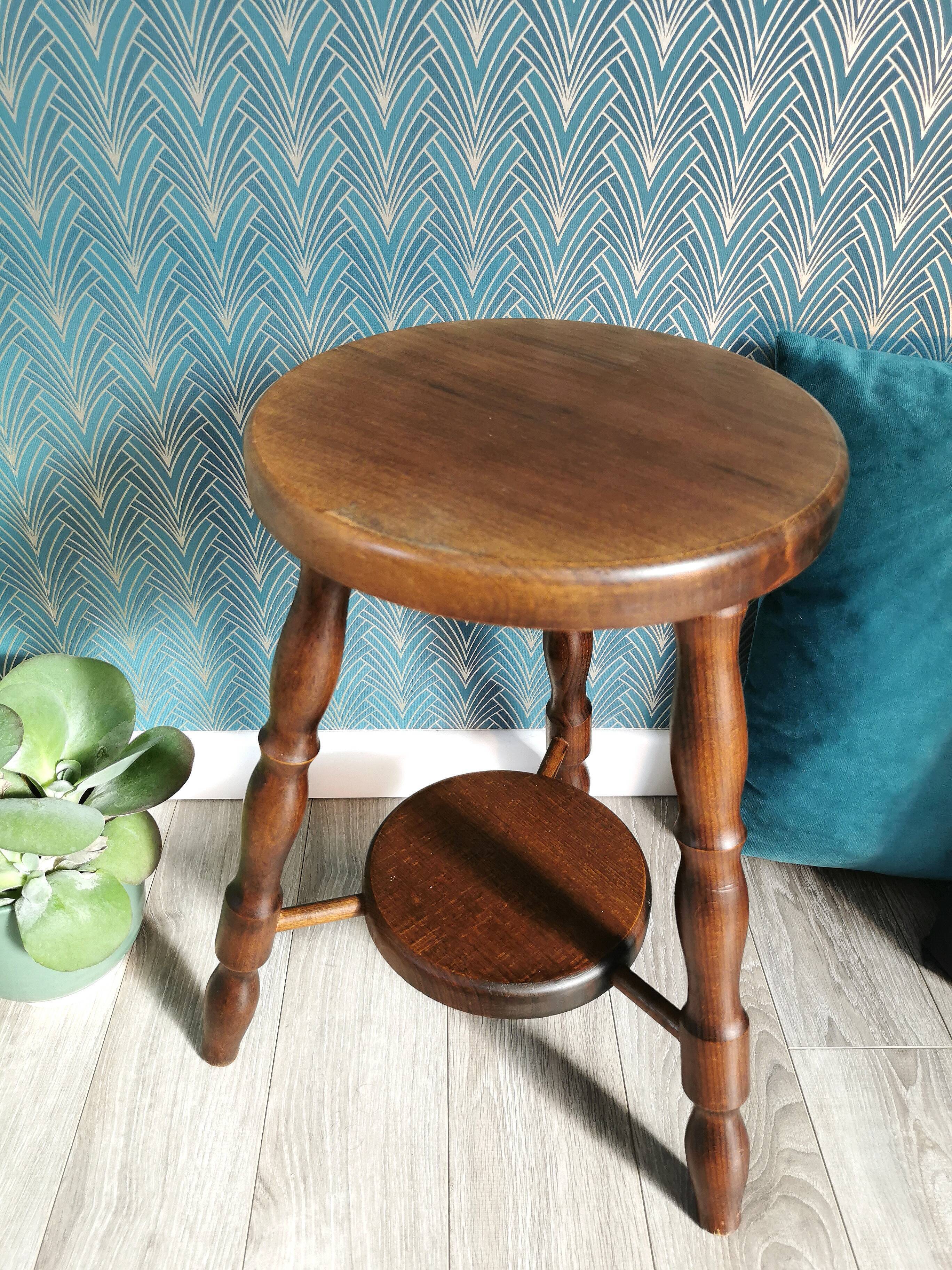 Tabouret tripode vintage