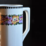 Large Pitcher