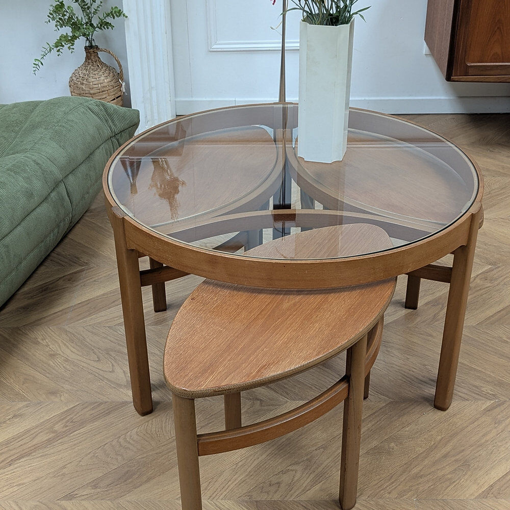 Vintage Nathan coffee table from the 1960s.