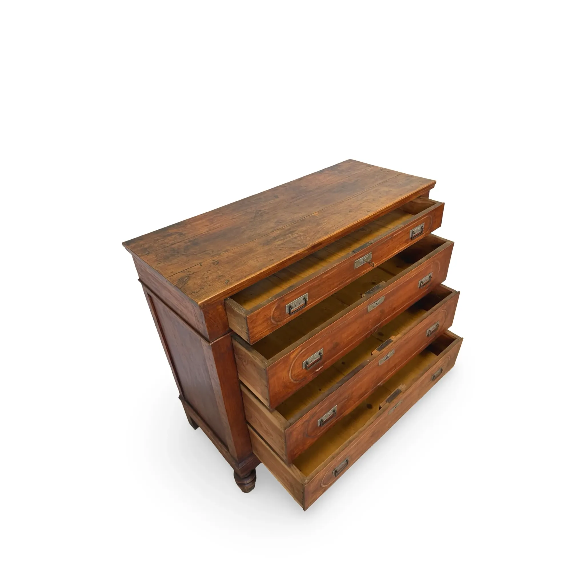 Antique Italian walnut chest of drawers dating to the late 19th centur