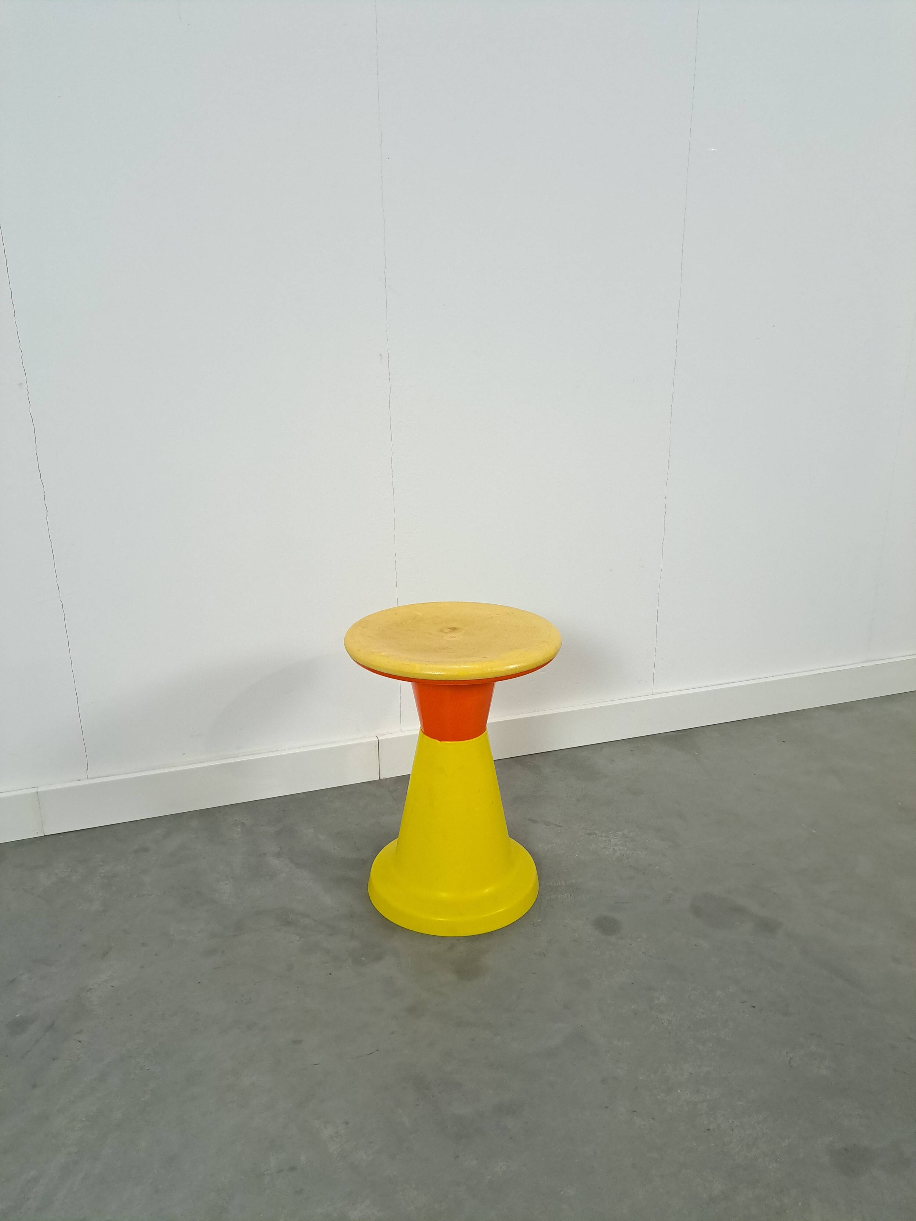 Tabouret en plastique de Suède Pat Pend vintage