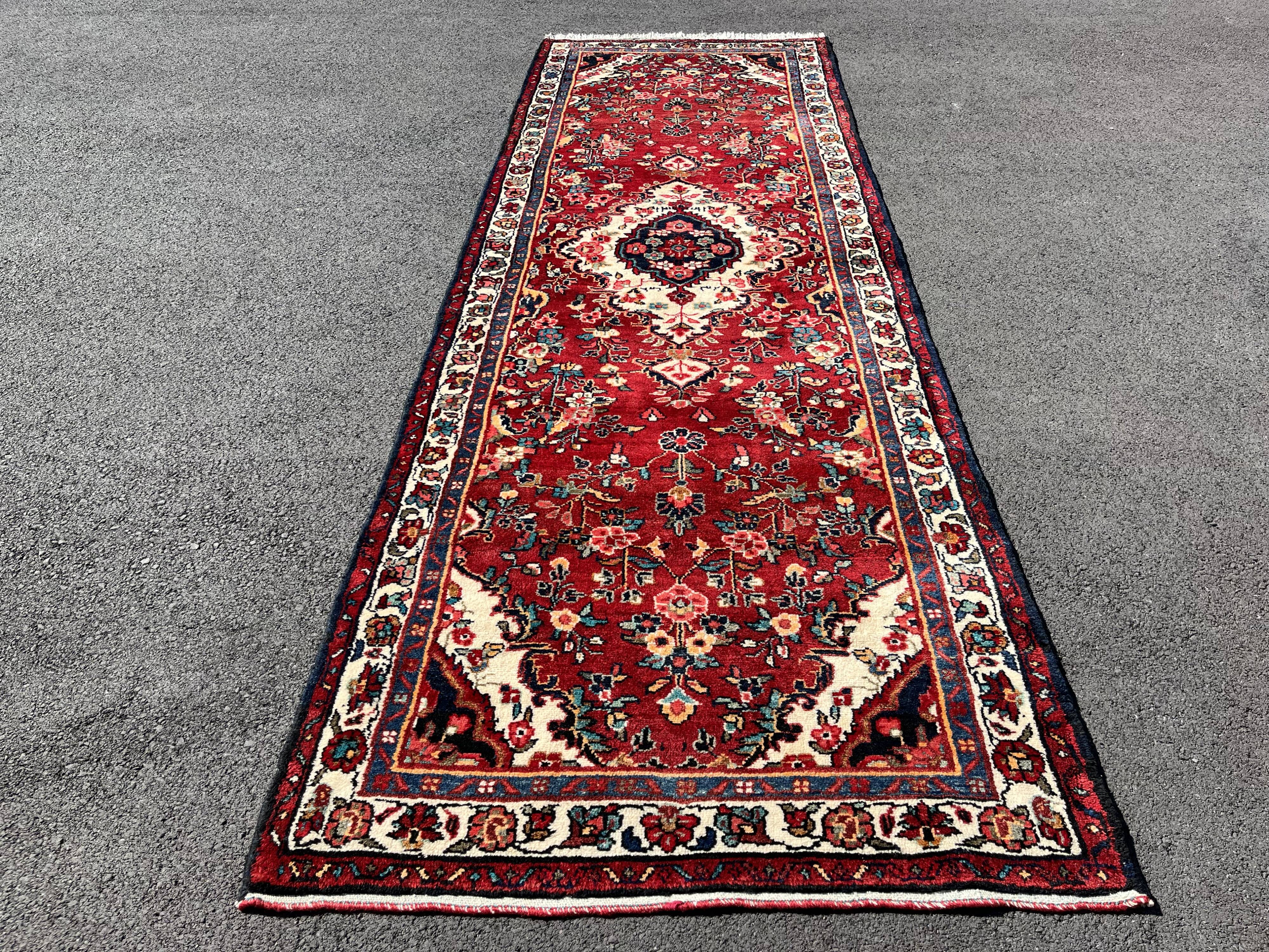 Mahal Persian Gallery Rug
