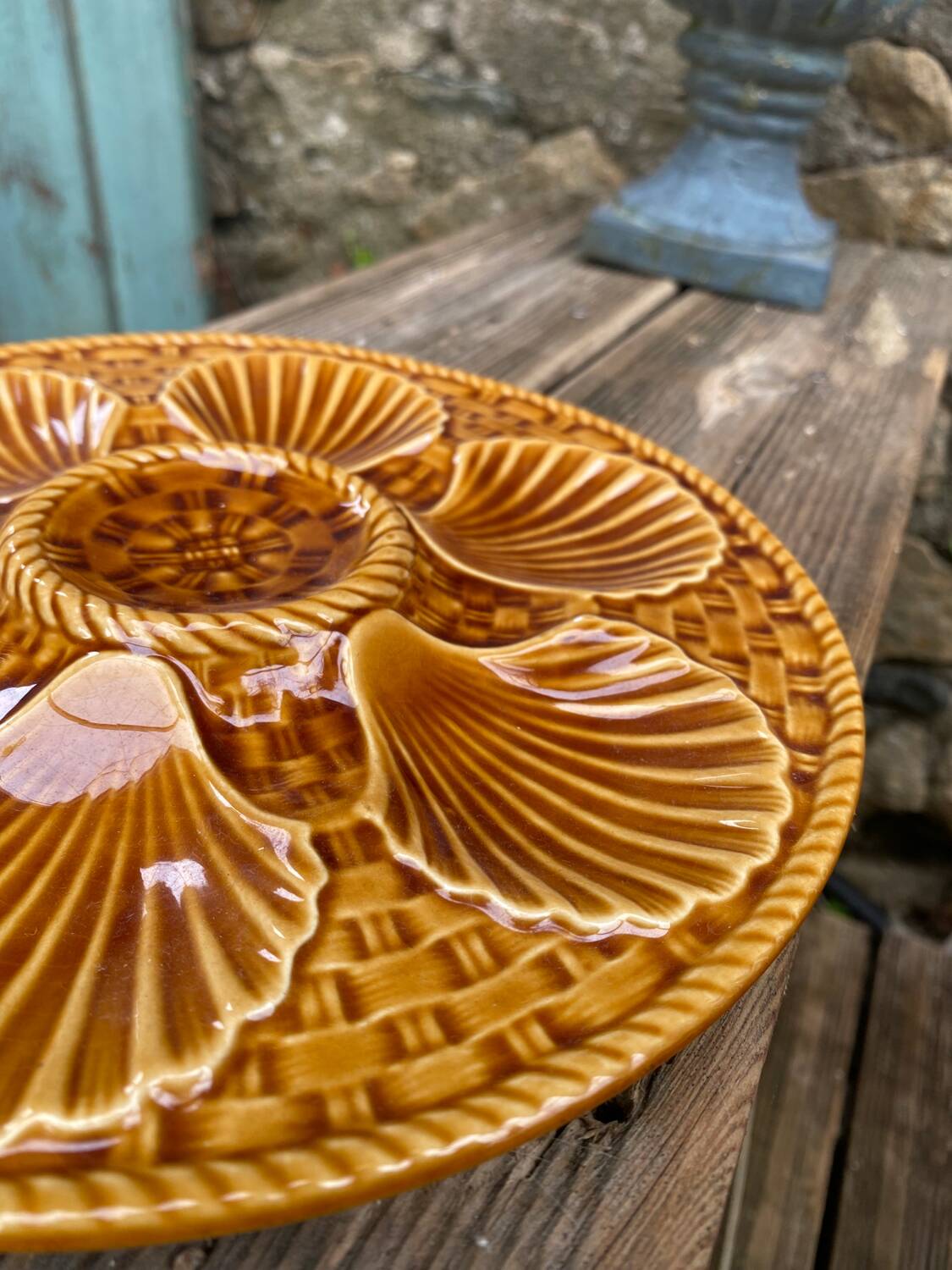 Longchamp oyster plate