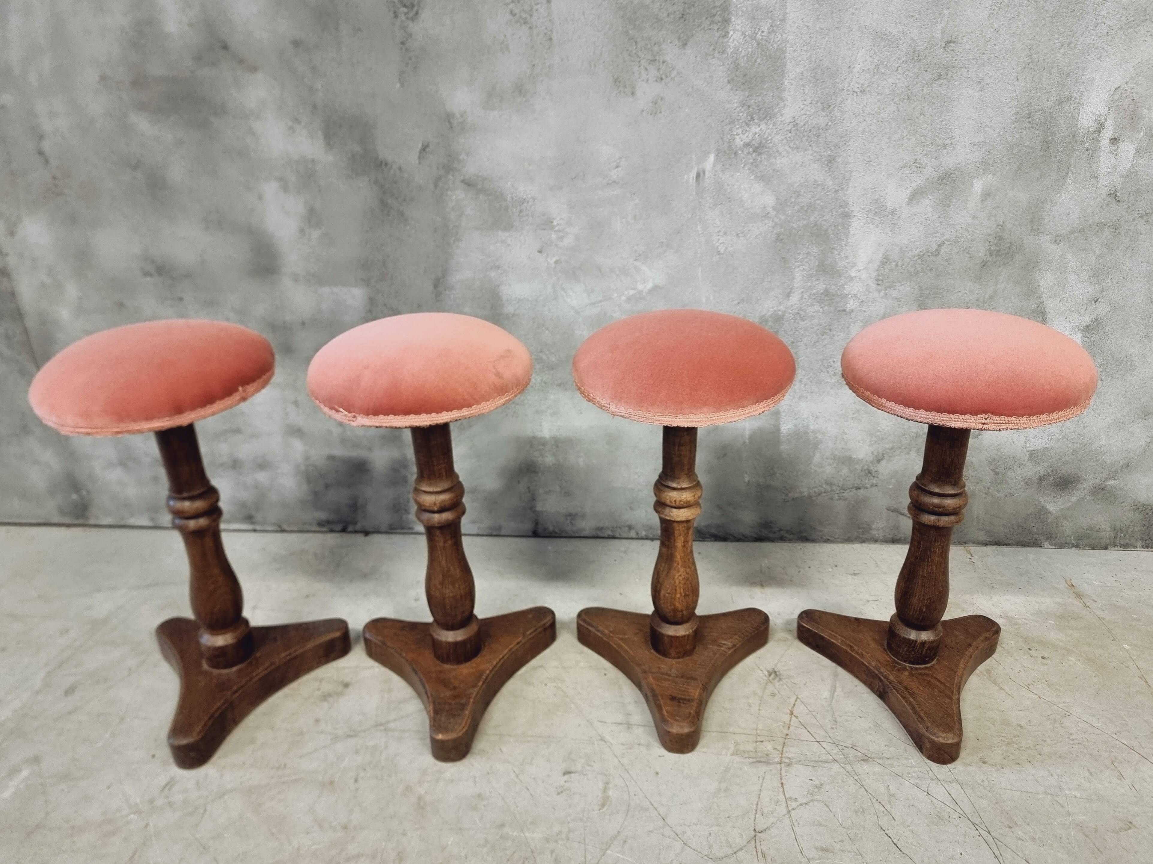 Set of antique stools old pink 1920s