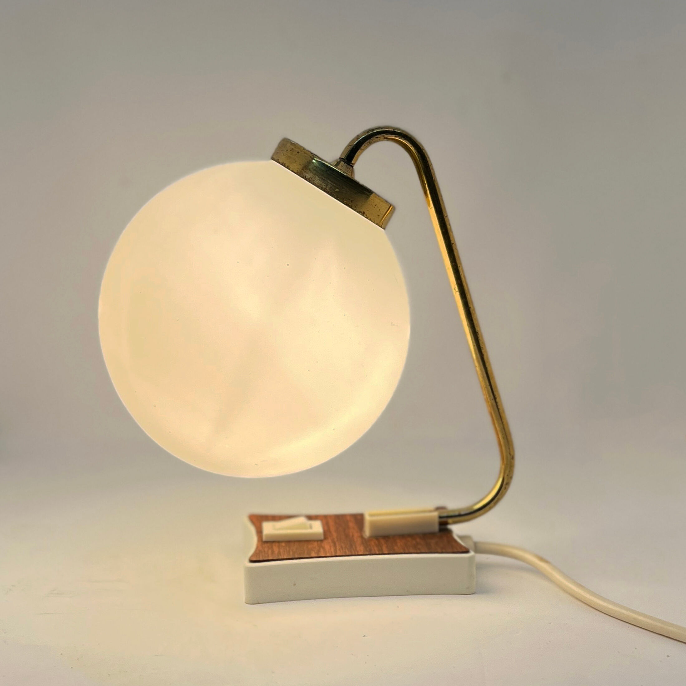 Bedside lamp, ElektroRausendorf Bautzen, Germany, 1960s