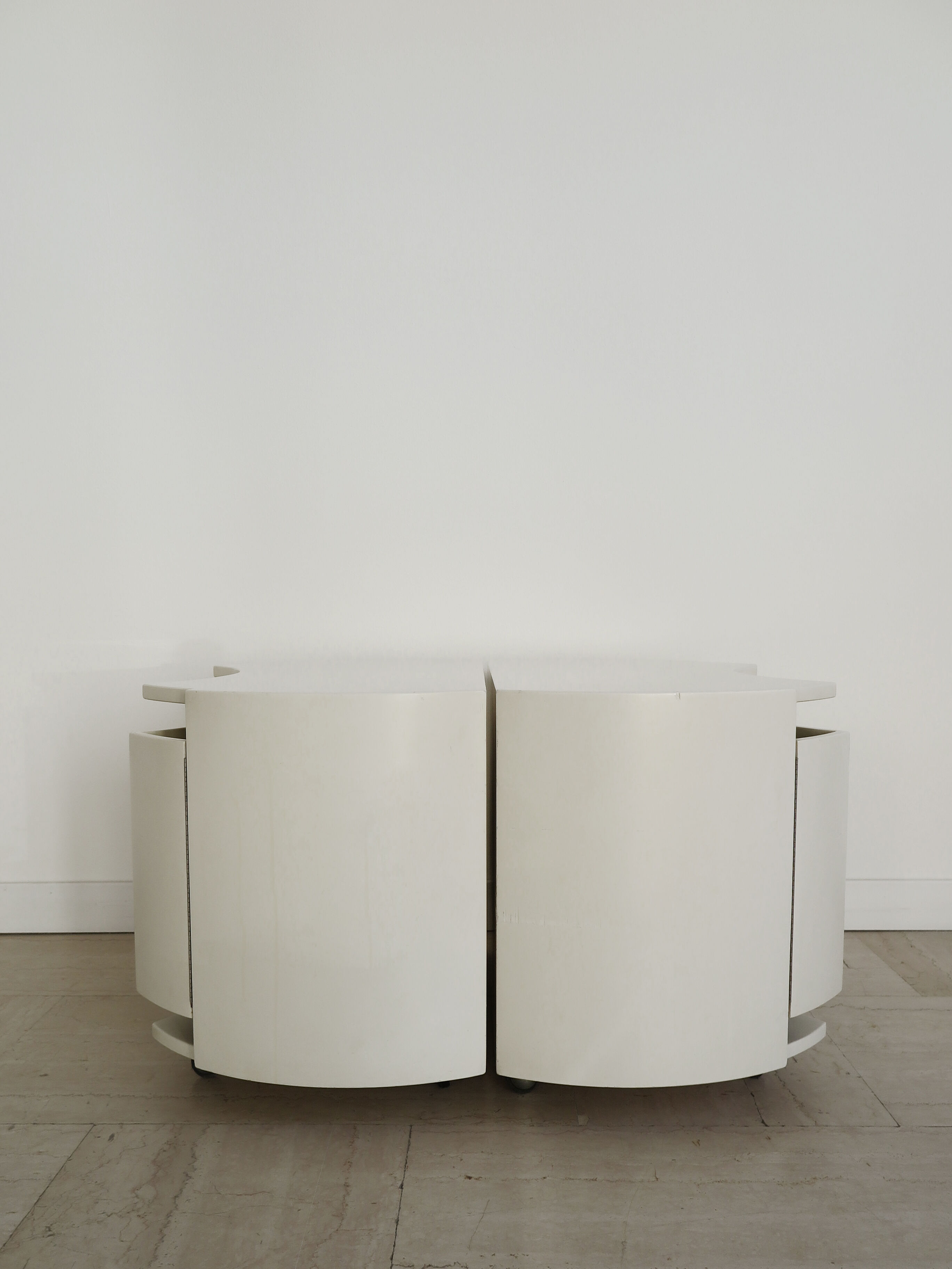 Simon Gavina Italian white lacquered wood  nigthstands, 1970s