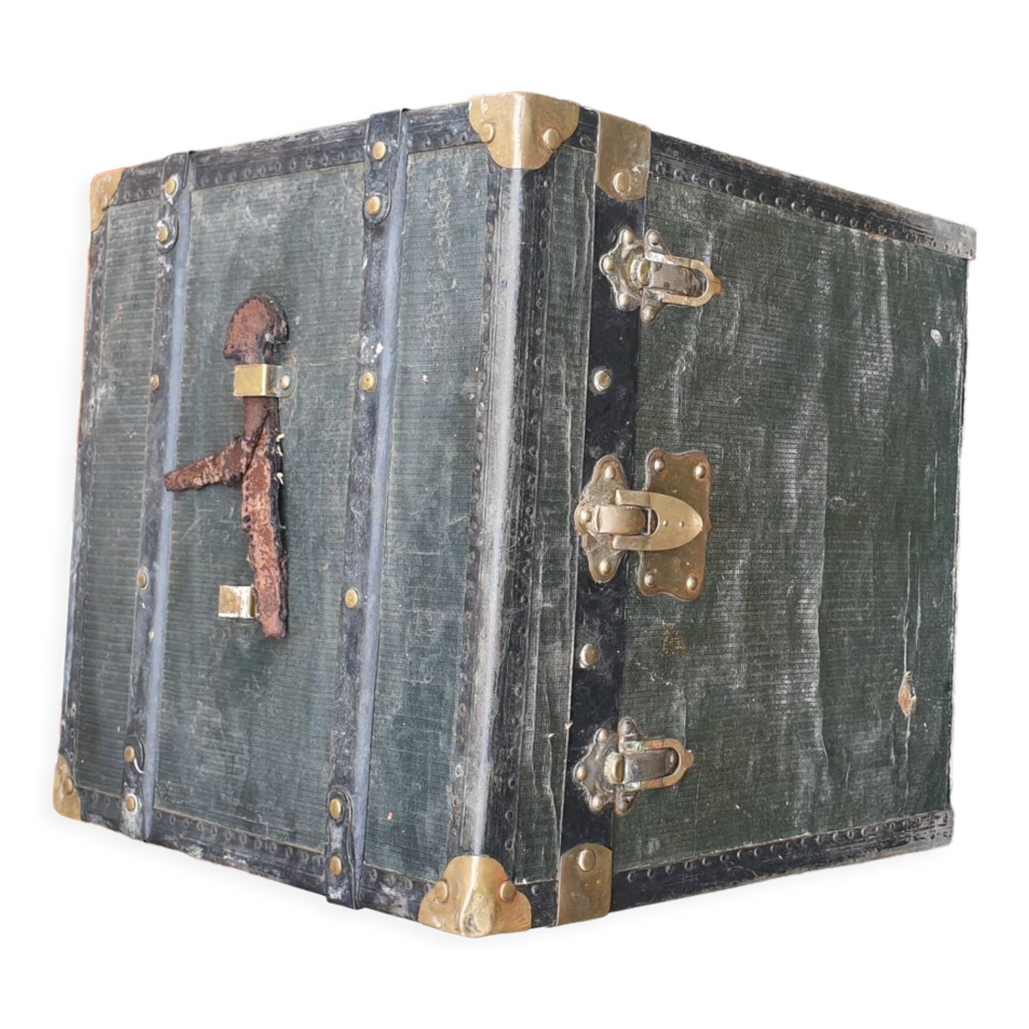 Hat trunk early twentieth century