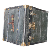 Hat trunk early twentieth century