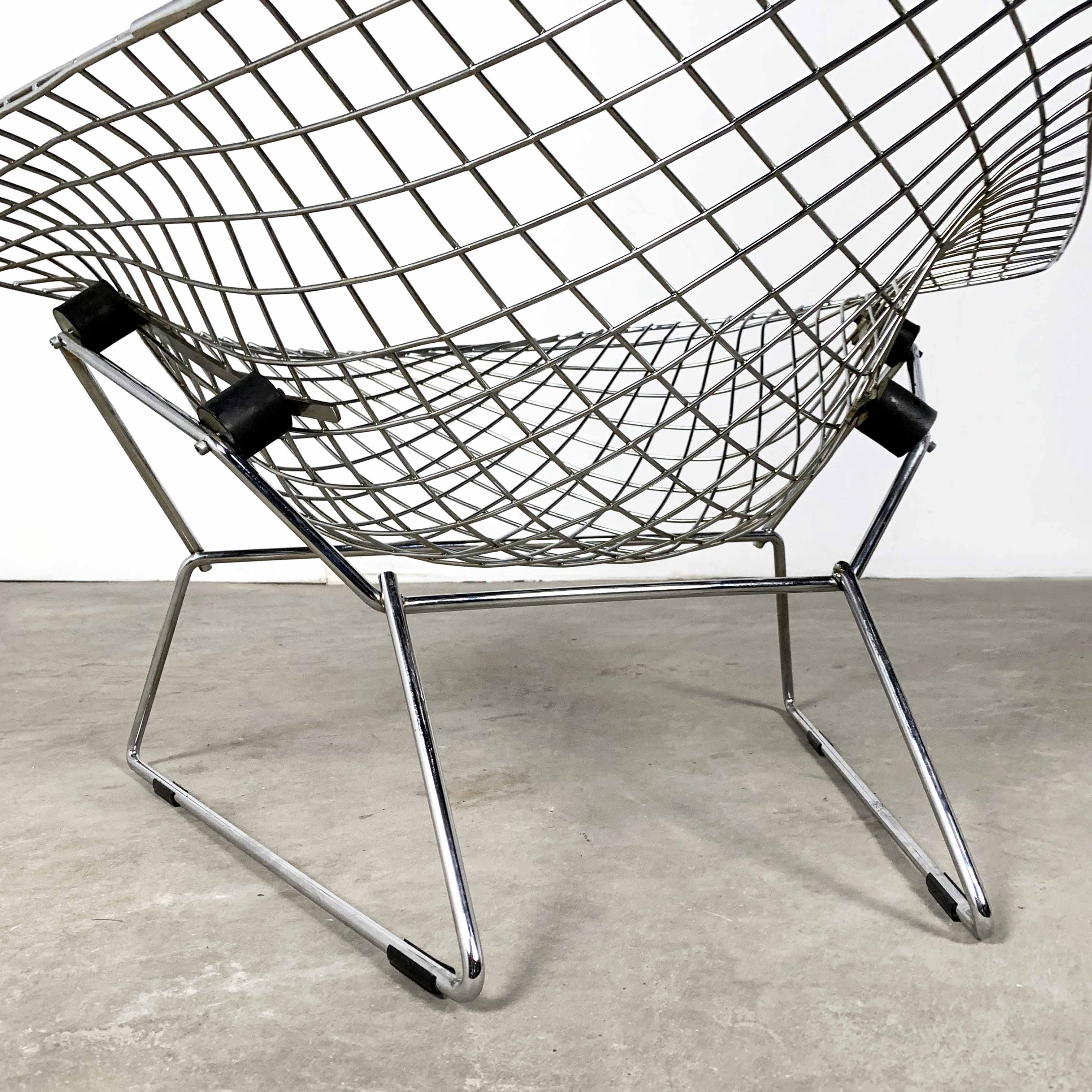 Bird lounge chair by Harry Bertoia for Knoll, 1970
