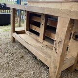 Carpenter's workbench