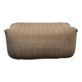 Ligne Roset pouf