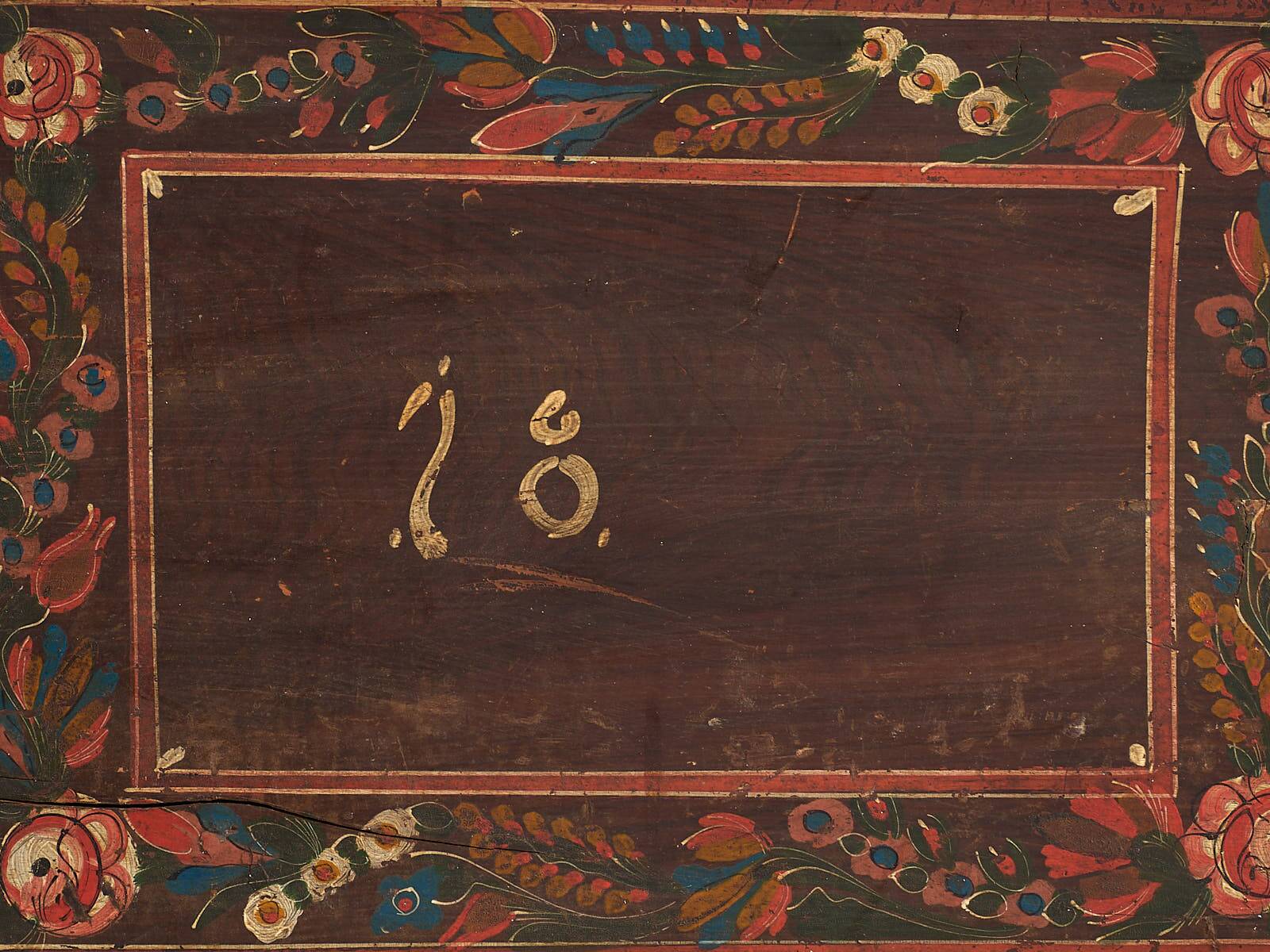 Antique polychrome chest of drawers with lower drawers (year 1896)