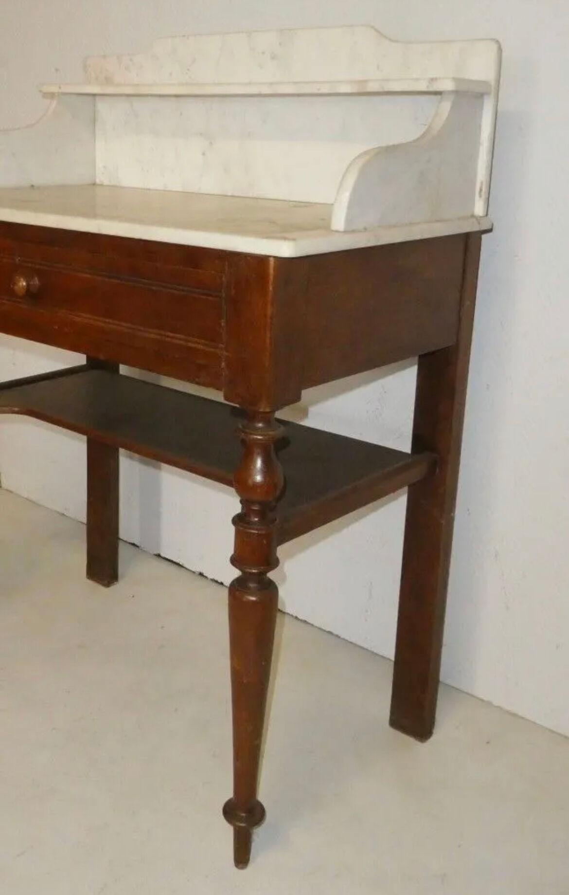 Toilet table - Hairdresser Louis Philippe