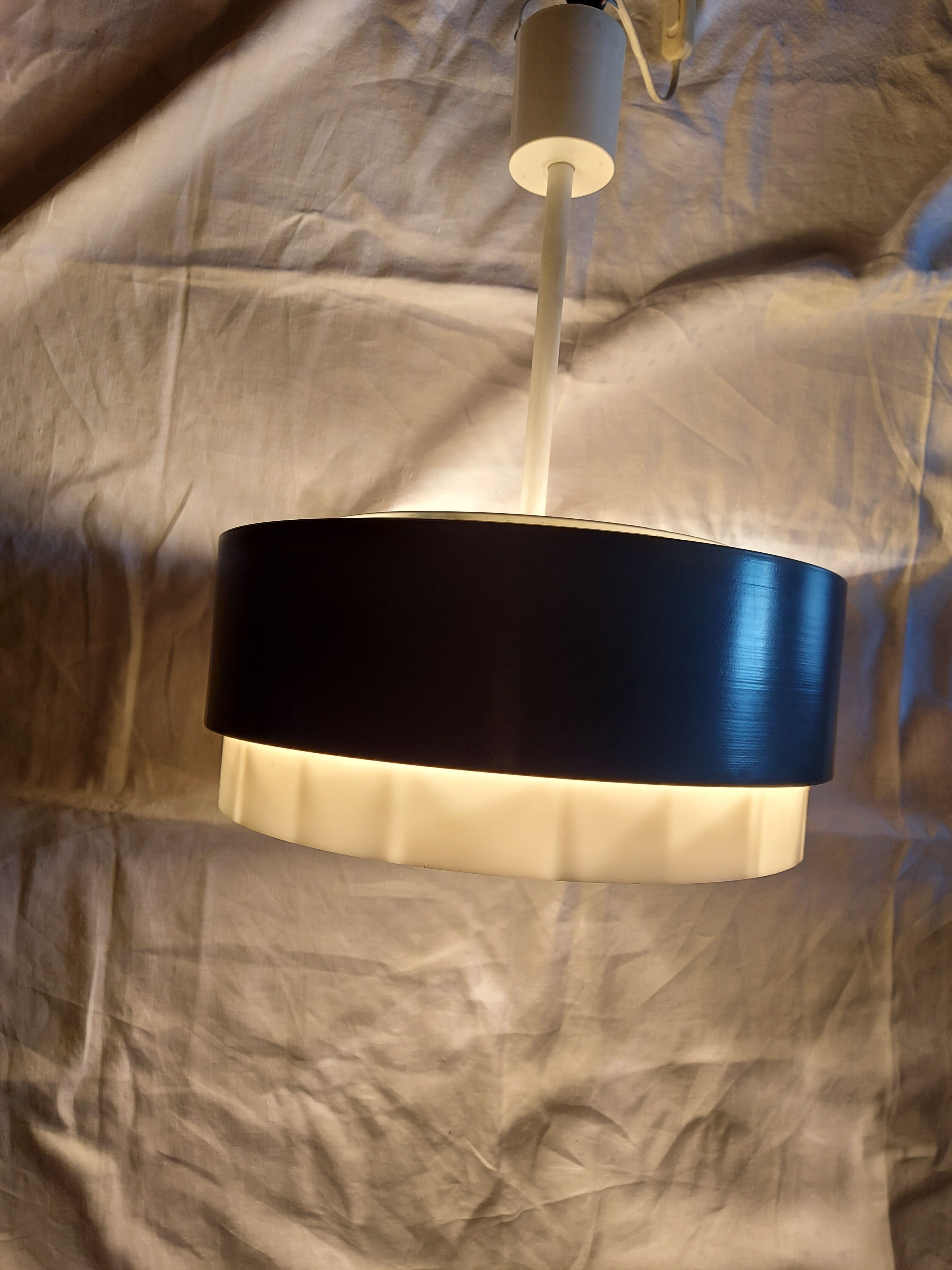 Scandinavian hanging lamp