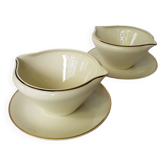 Set de 2 bols à soupe / saucières à bords dorés de Bavière, Allemagne, avec plaque inférieure attachée.