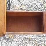 Singer's sewing machine foot console