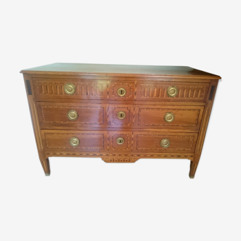 Chest of drawers in Walnut period Louis XVI