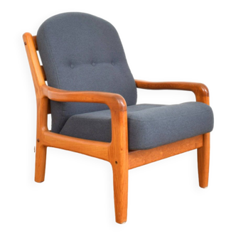 Fauteuil danois vintage en teck de Dyrlund, années 1970.