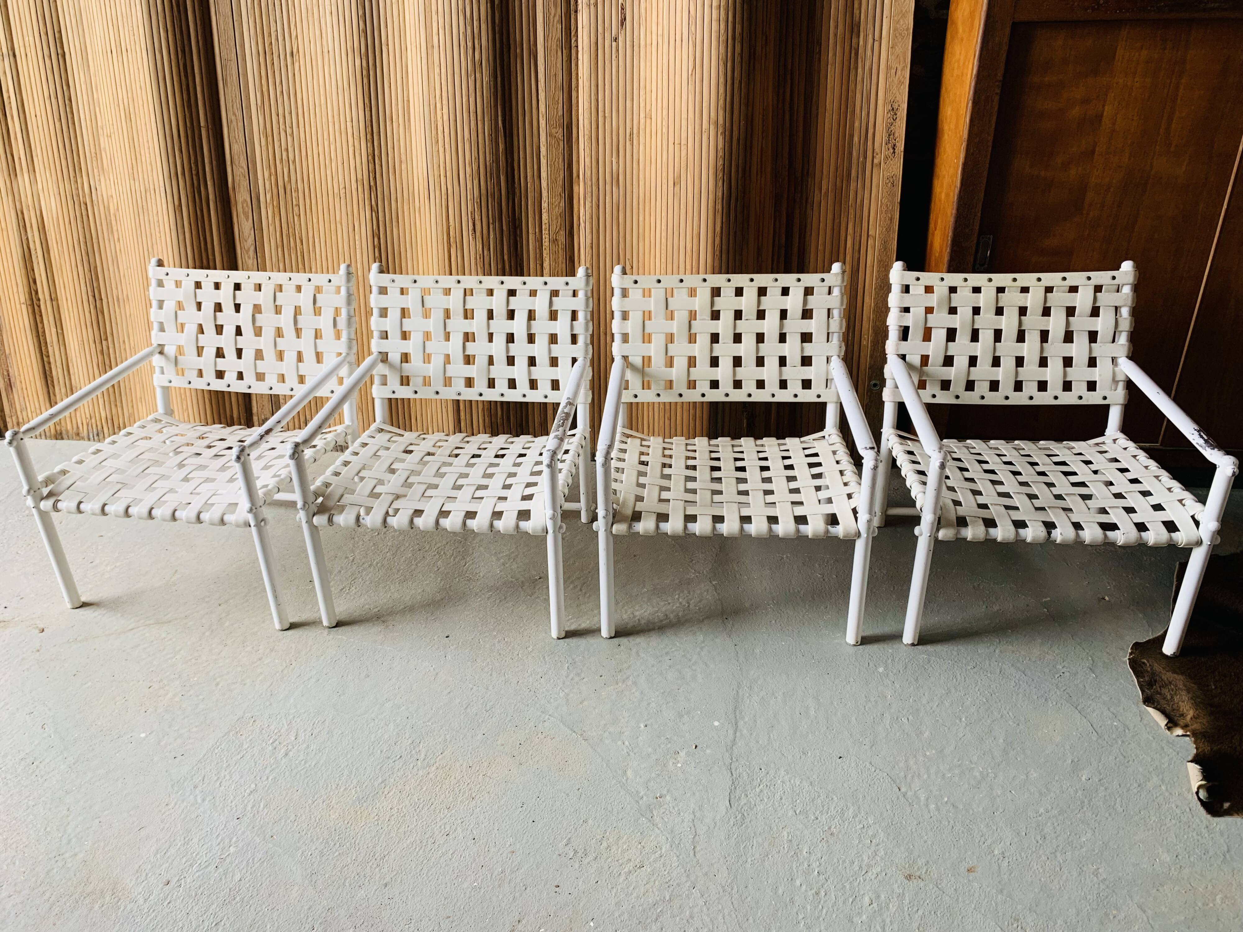 4 white Lounge Chairs Triconfort - Aluminium and plastic - 1980's