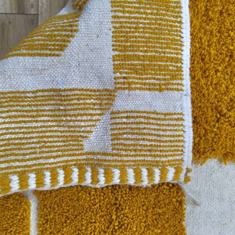 Handmade Berber rug 250cmx150cm
