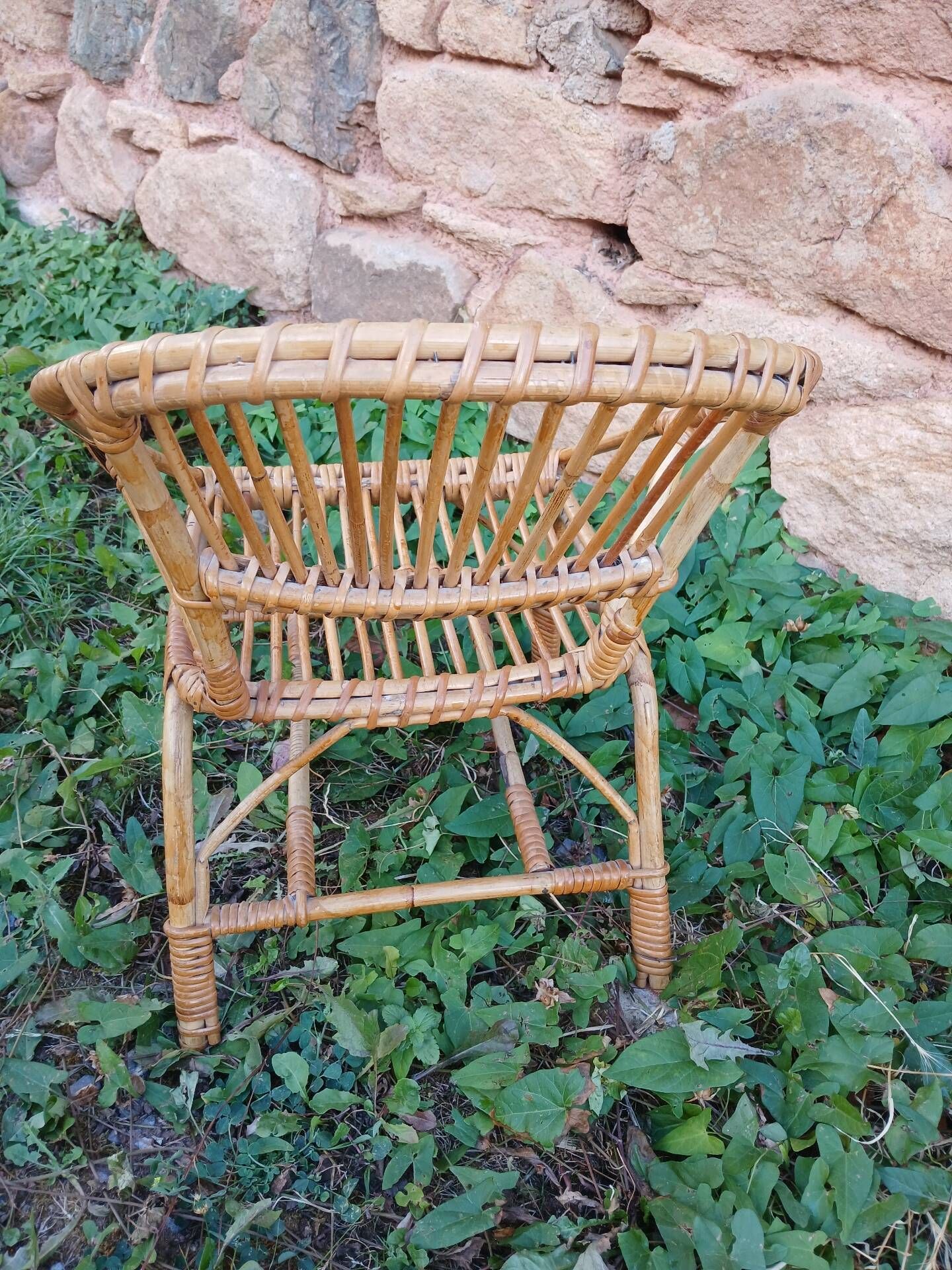 Petit fauteuil enfant en osier 