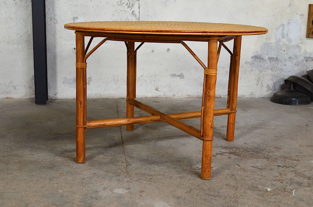 Léontine vintage 60's rattan dining table