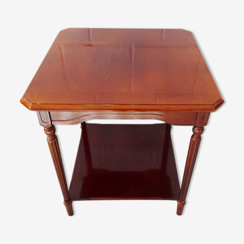 Table d'appoint en bois laqué