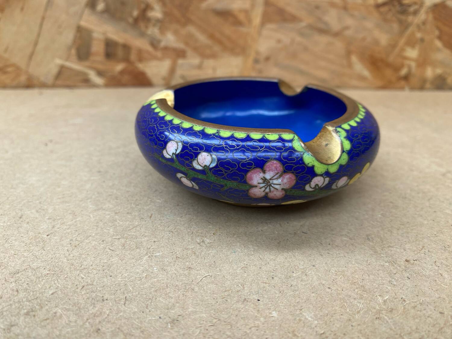 Antique Chinese Bronze Cloisonne Enamel Ashtray Vintage Flower Pattern