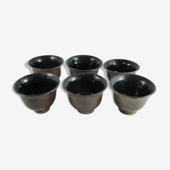 Six terracotta tea bowls