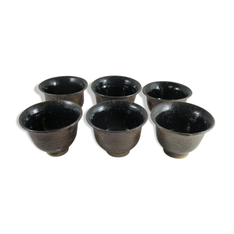 Six terracotta tea bowls