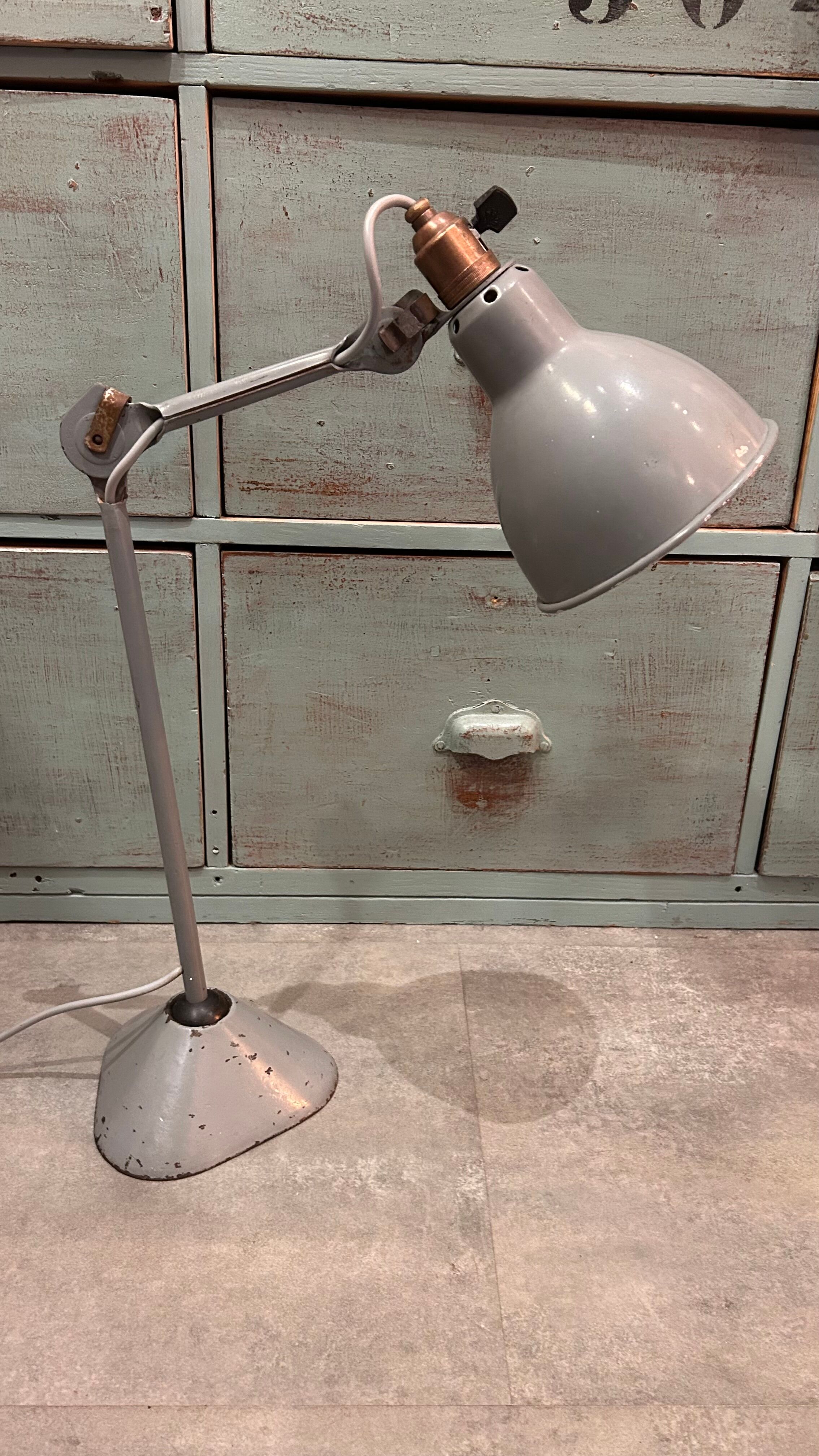 Table lamp - Bernard Albin Gras - Ravel Clamart - model 205