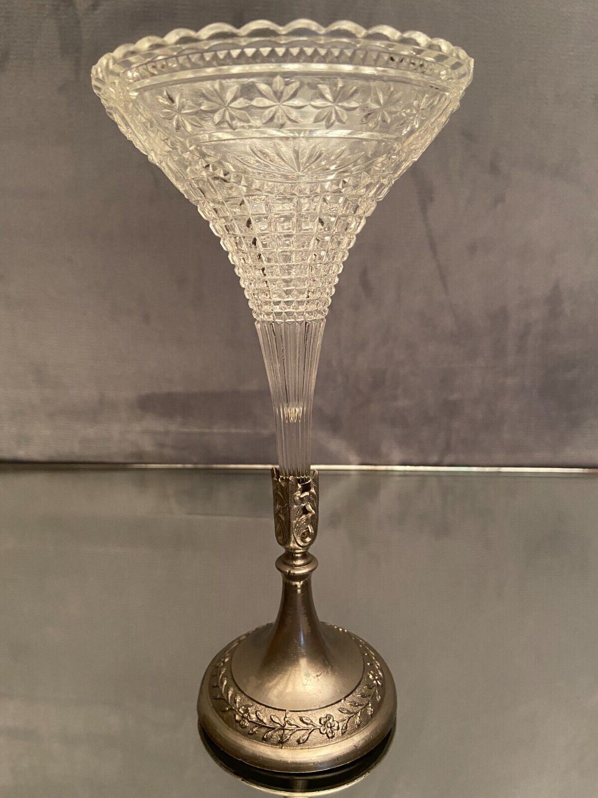 Vase bouquetière cornet in cut crystal Louis XVI style late nineteenth early twentieth