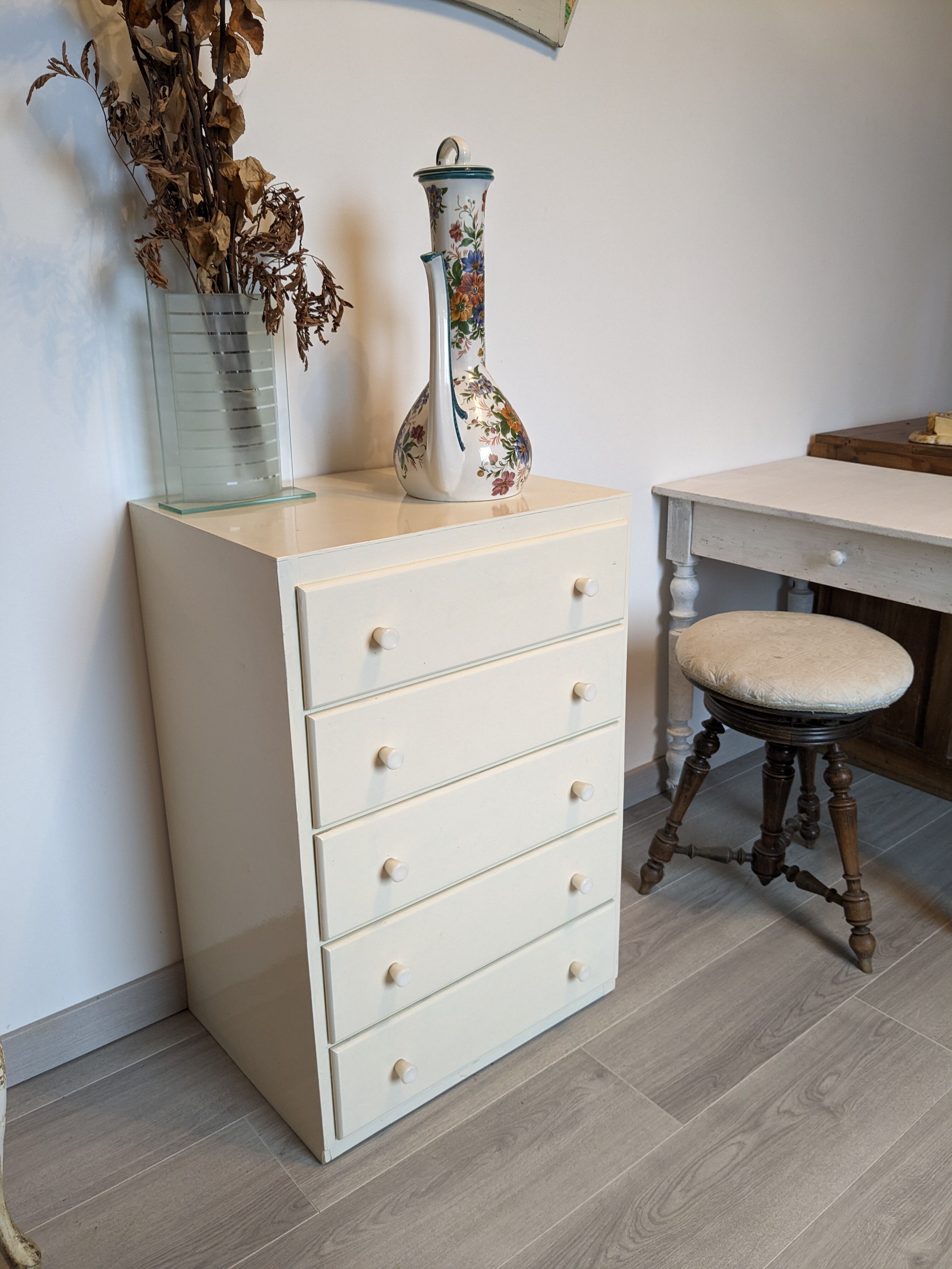 Commode vintage