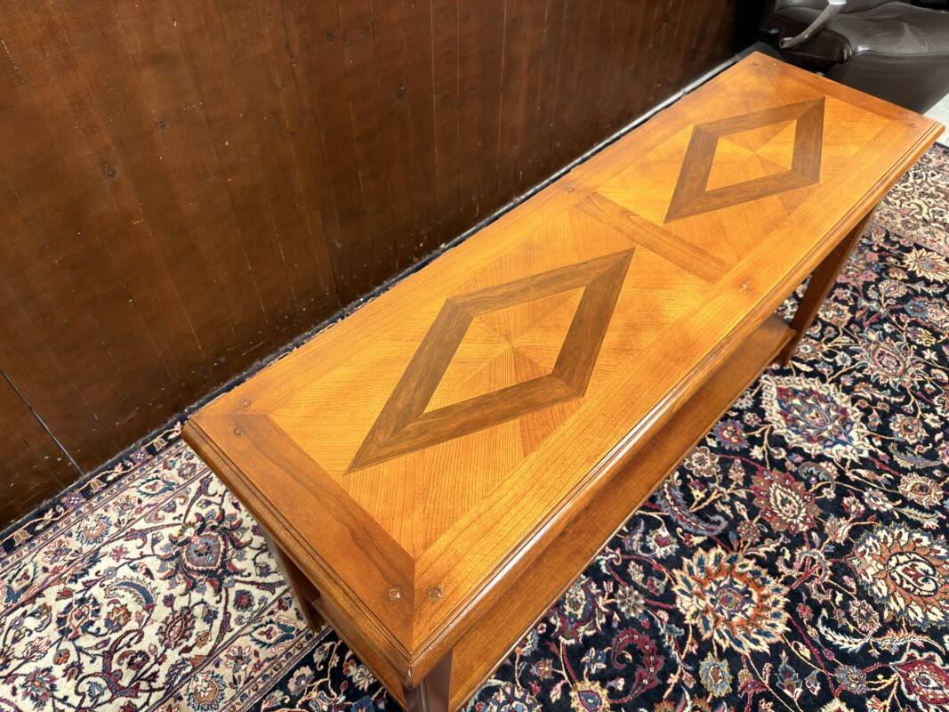 Classic English Sidetable with Marqueterie