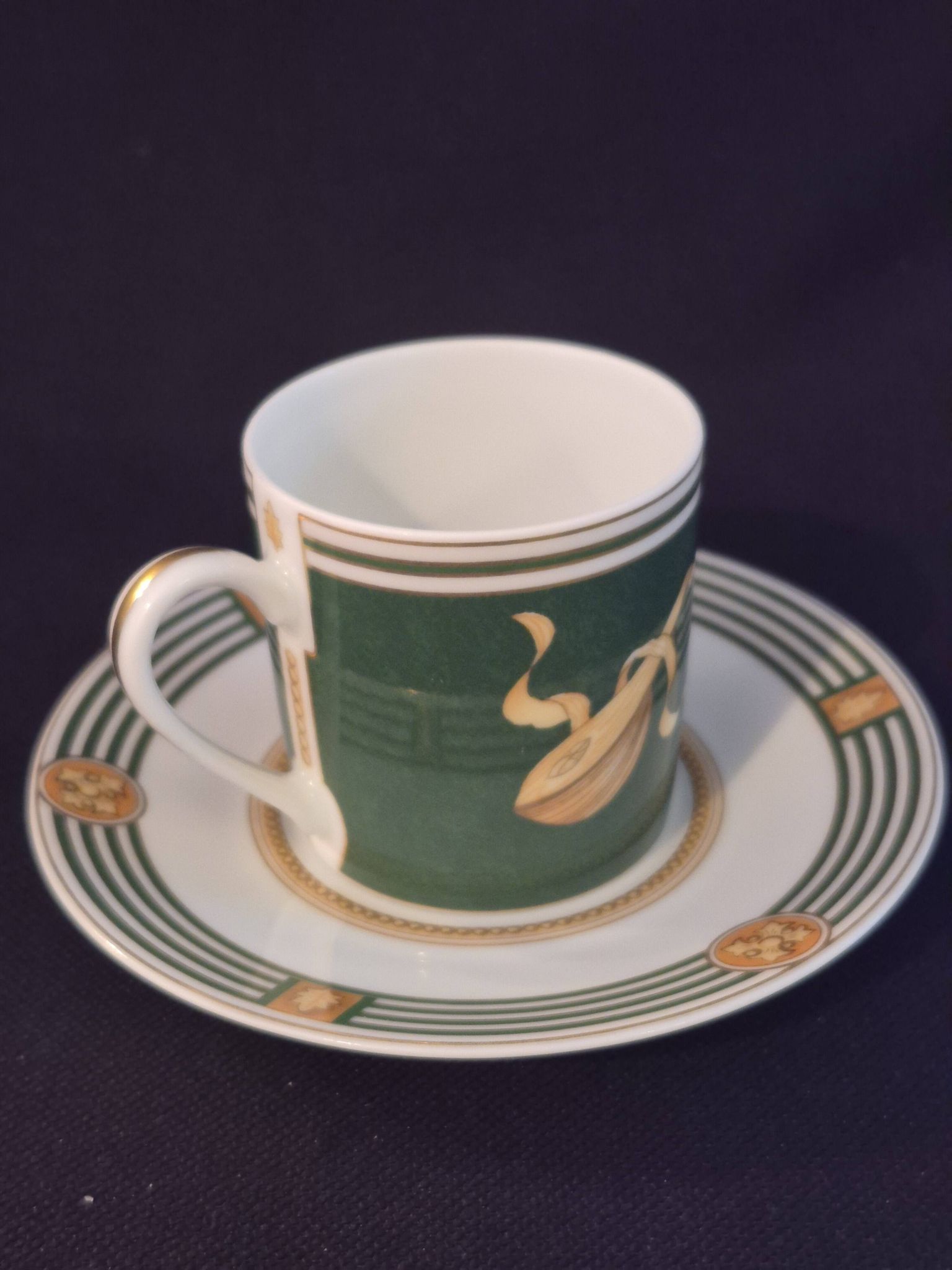 Litre porcelain cup from limoges bernardaud model kent a467