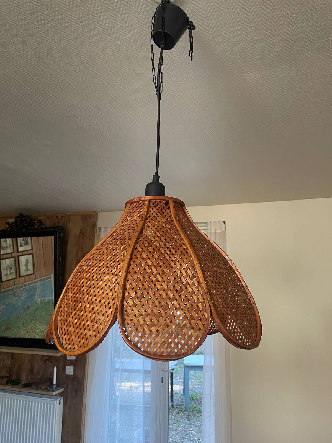 Rattan pendant light