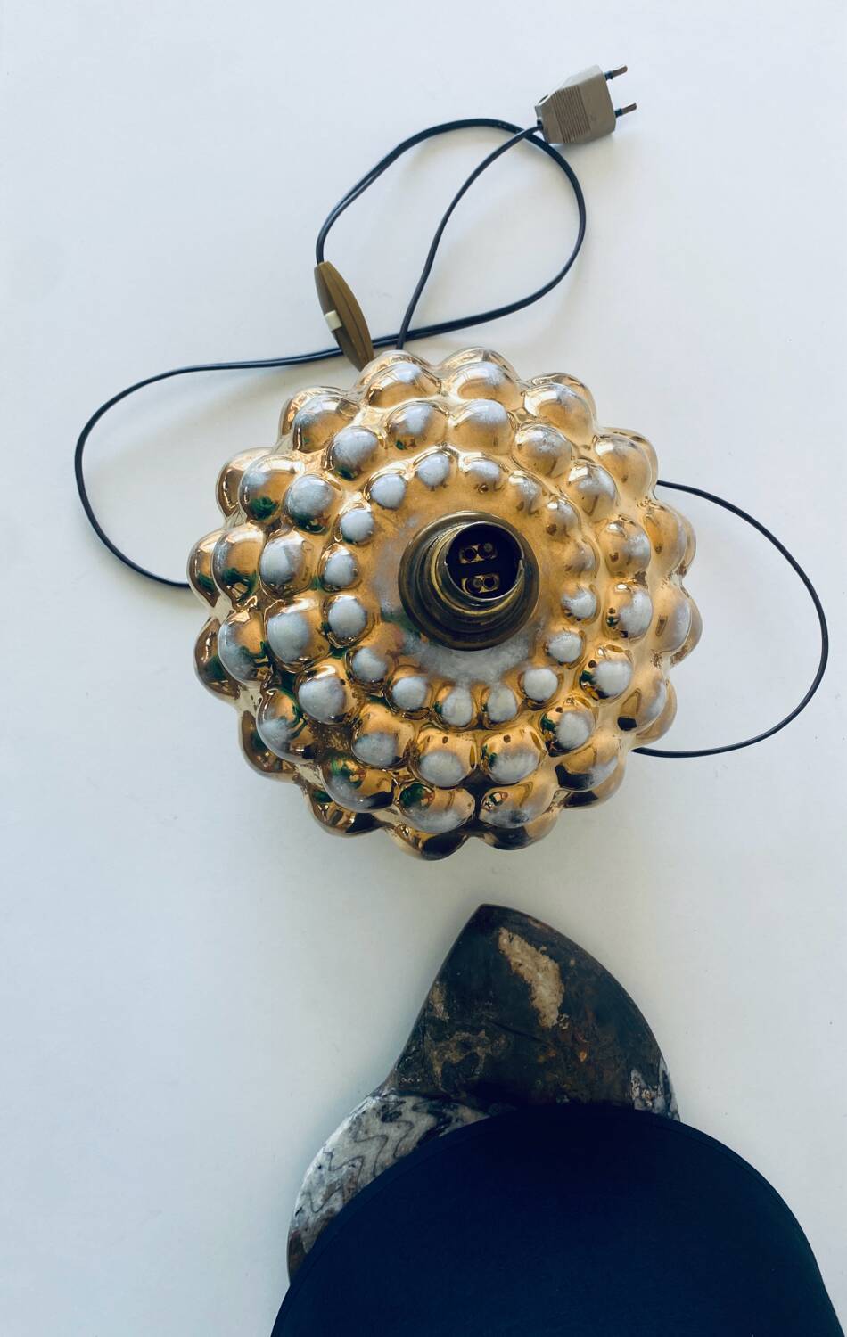 Gold bubble ceramic lamp