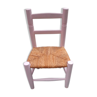 Powder pink child low chair