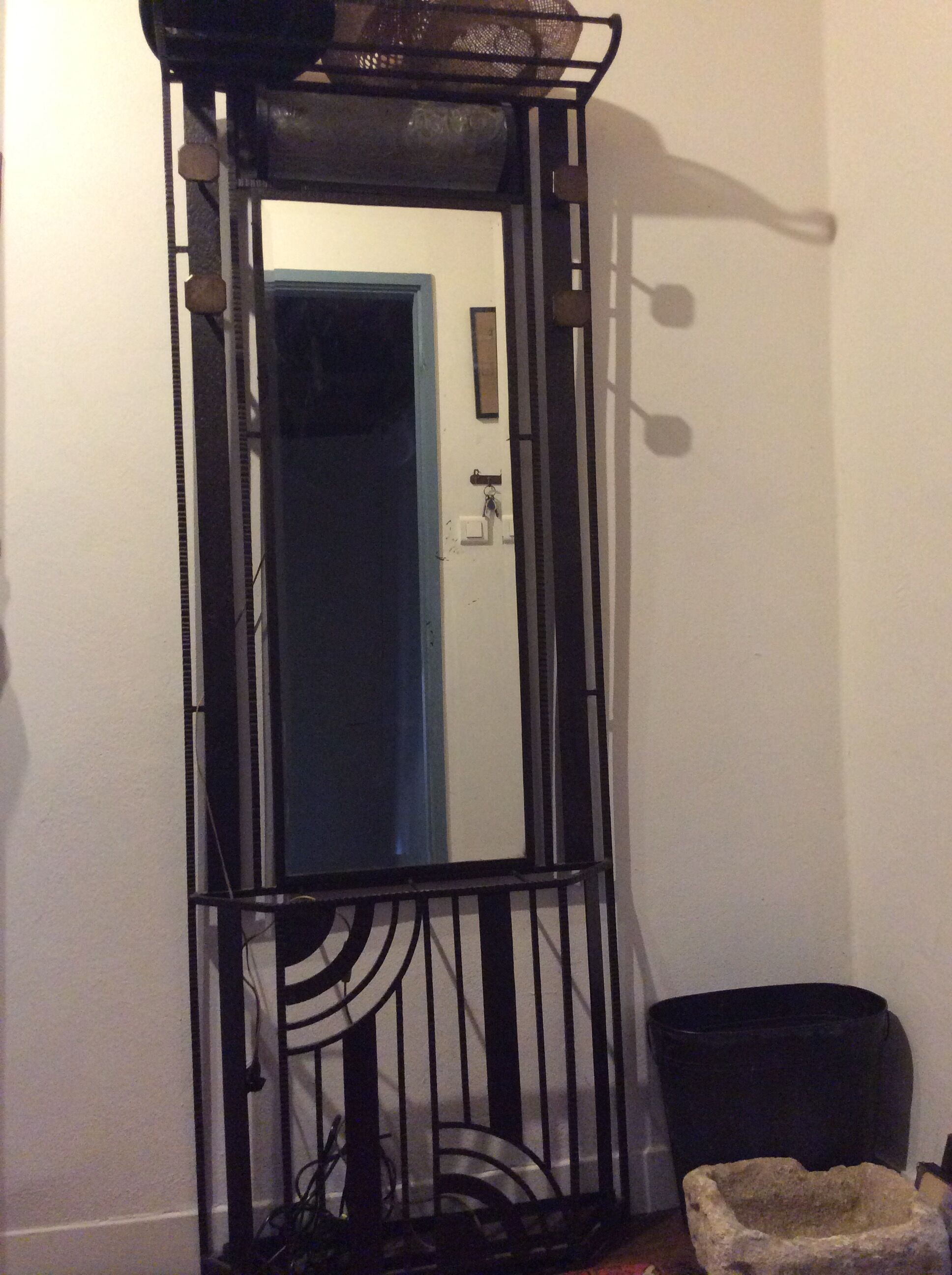 Art deco coatrack